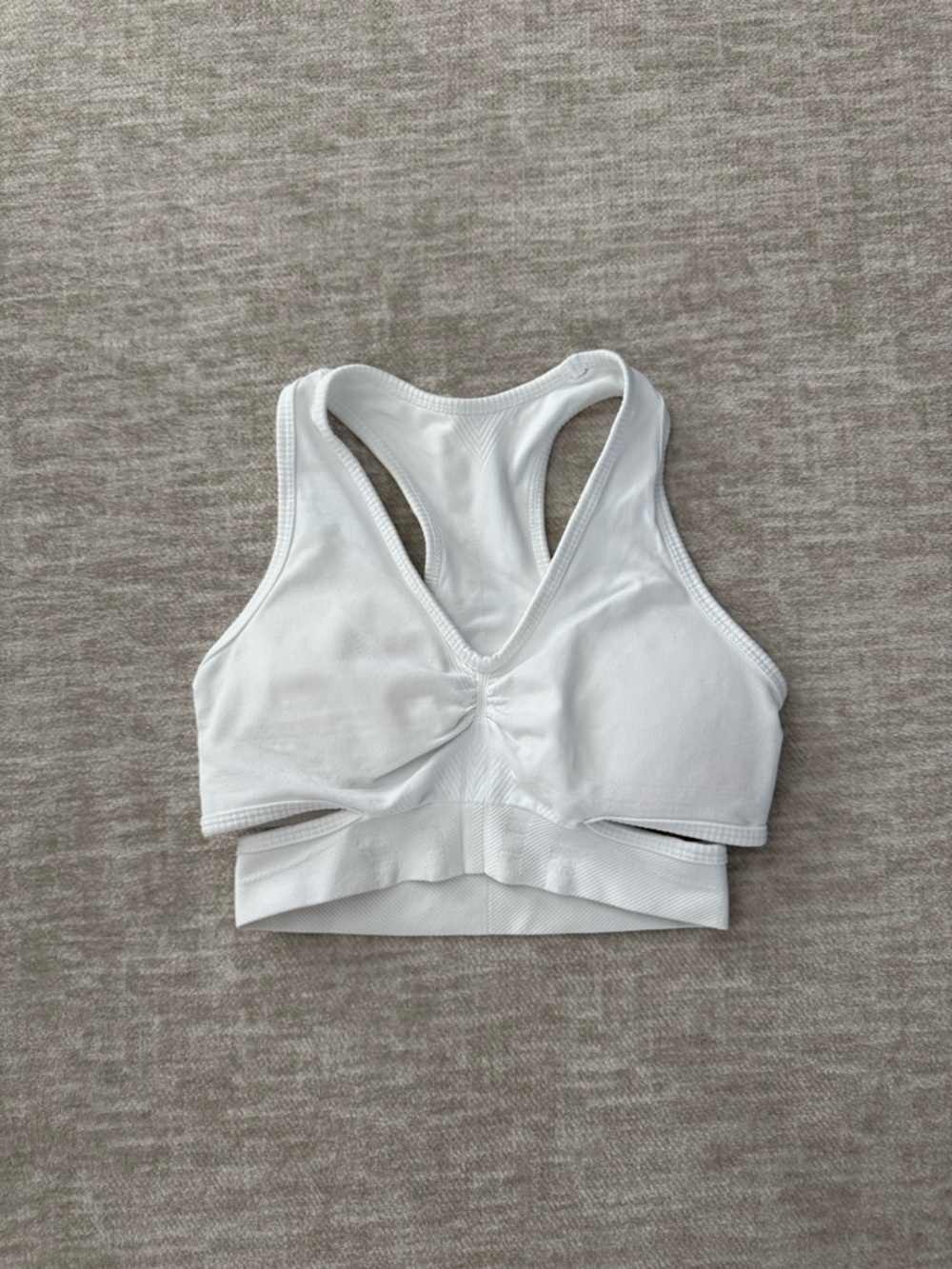 Alphalete Stratus Bra — White